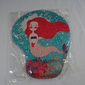 Lizimandu Mermaid Mouse Pad with Wrist Support.